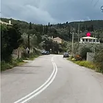 Apartment To Ampelaki