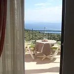 Apartment To Ampelaki
