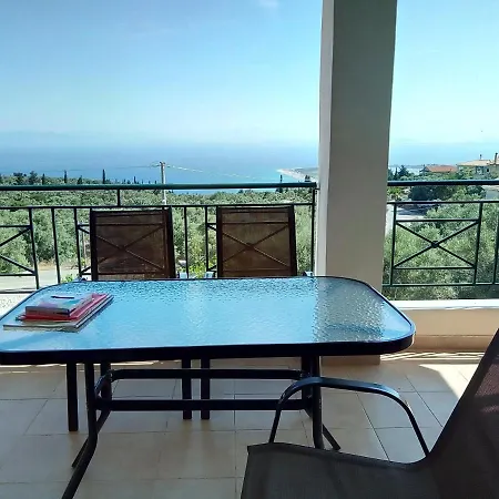 아파트 To Ampelaki