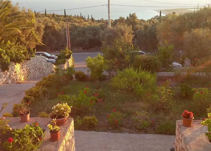 Apartment To Ampelaki Tsoukaladhes