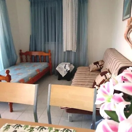 To Ampelaki Apartmán Tsoukaládhes
